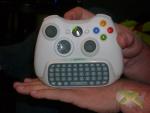 Hands-on-with-the-Microsoft-Chatpad(1).jpg